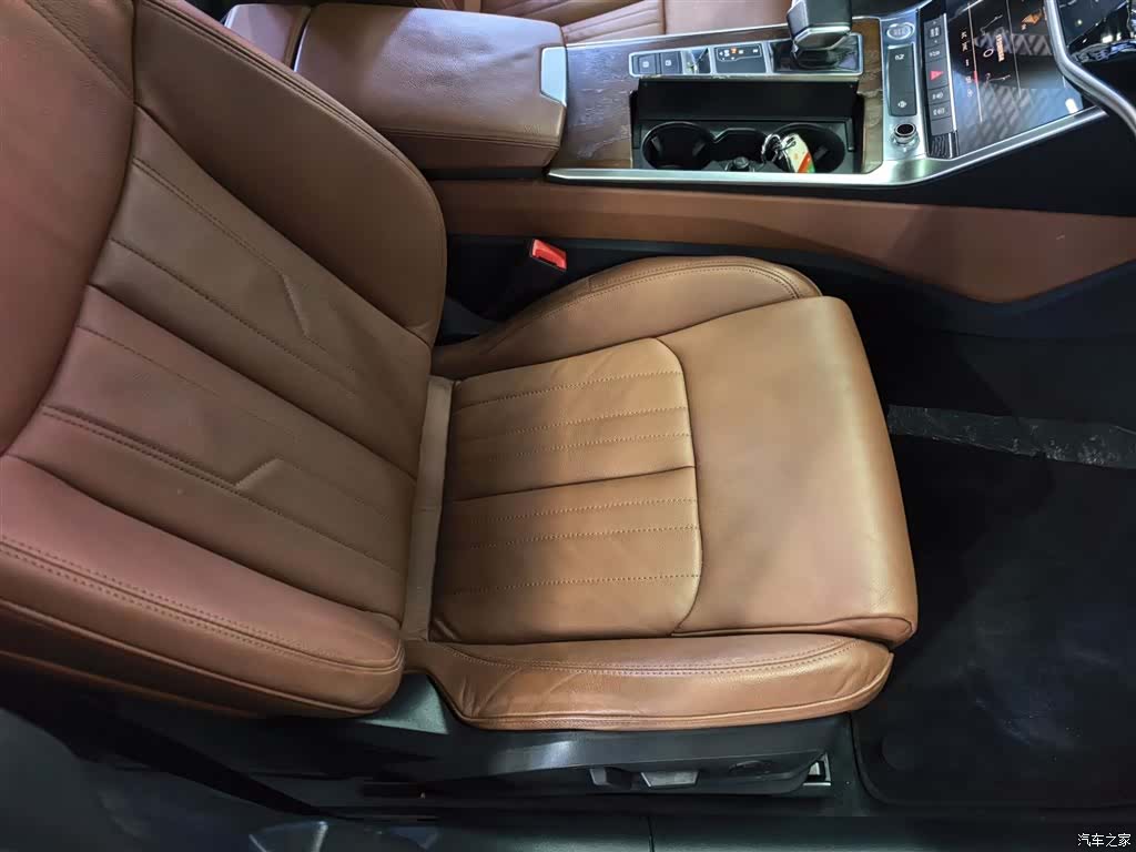 Audi A6L, 2019 17
