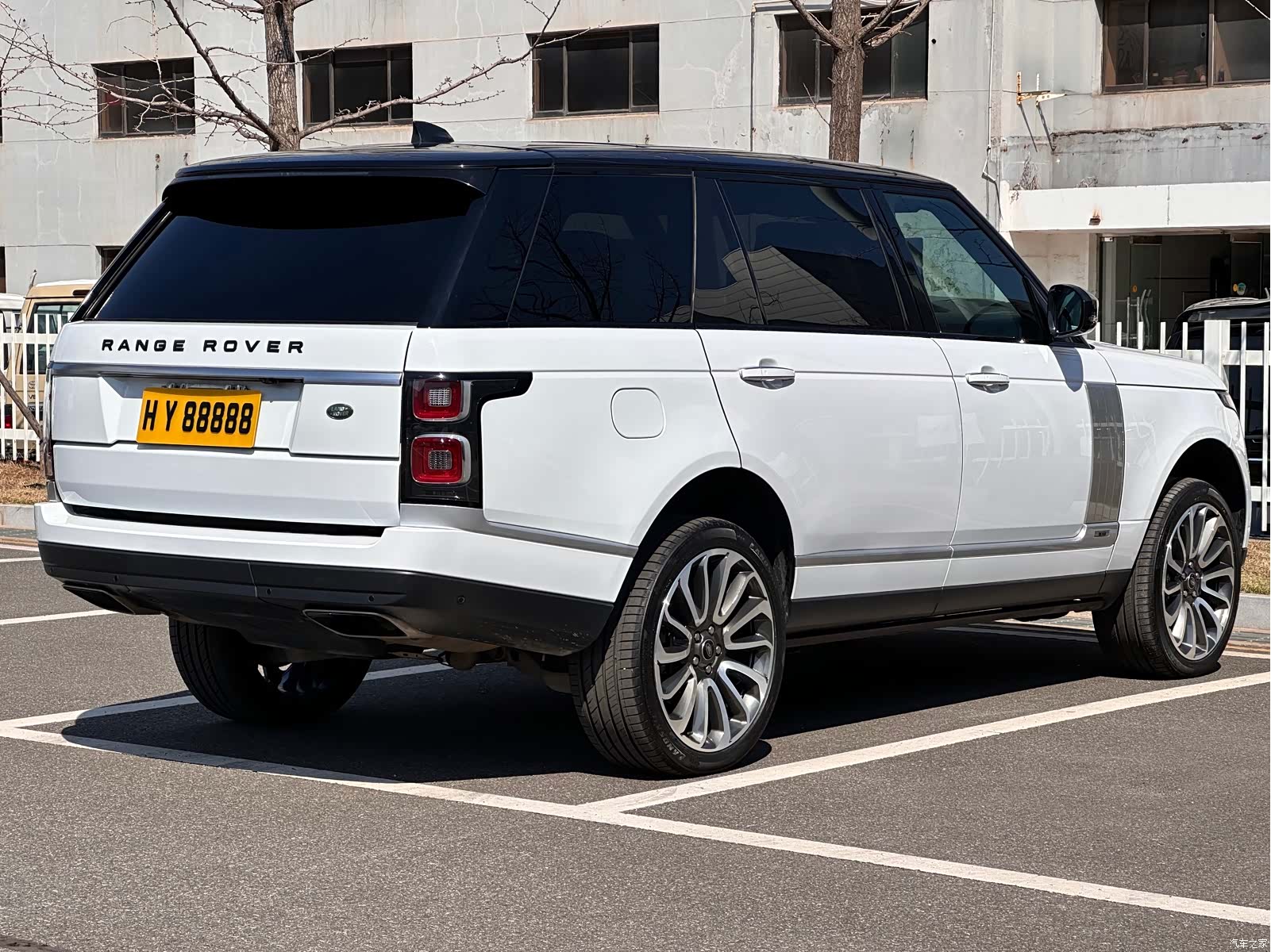 Land Rover Range Rover, 2022 все фото