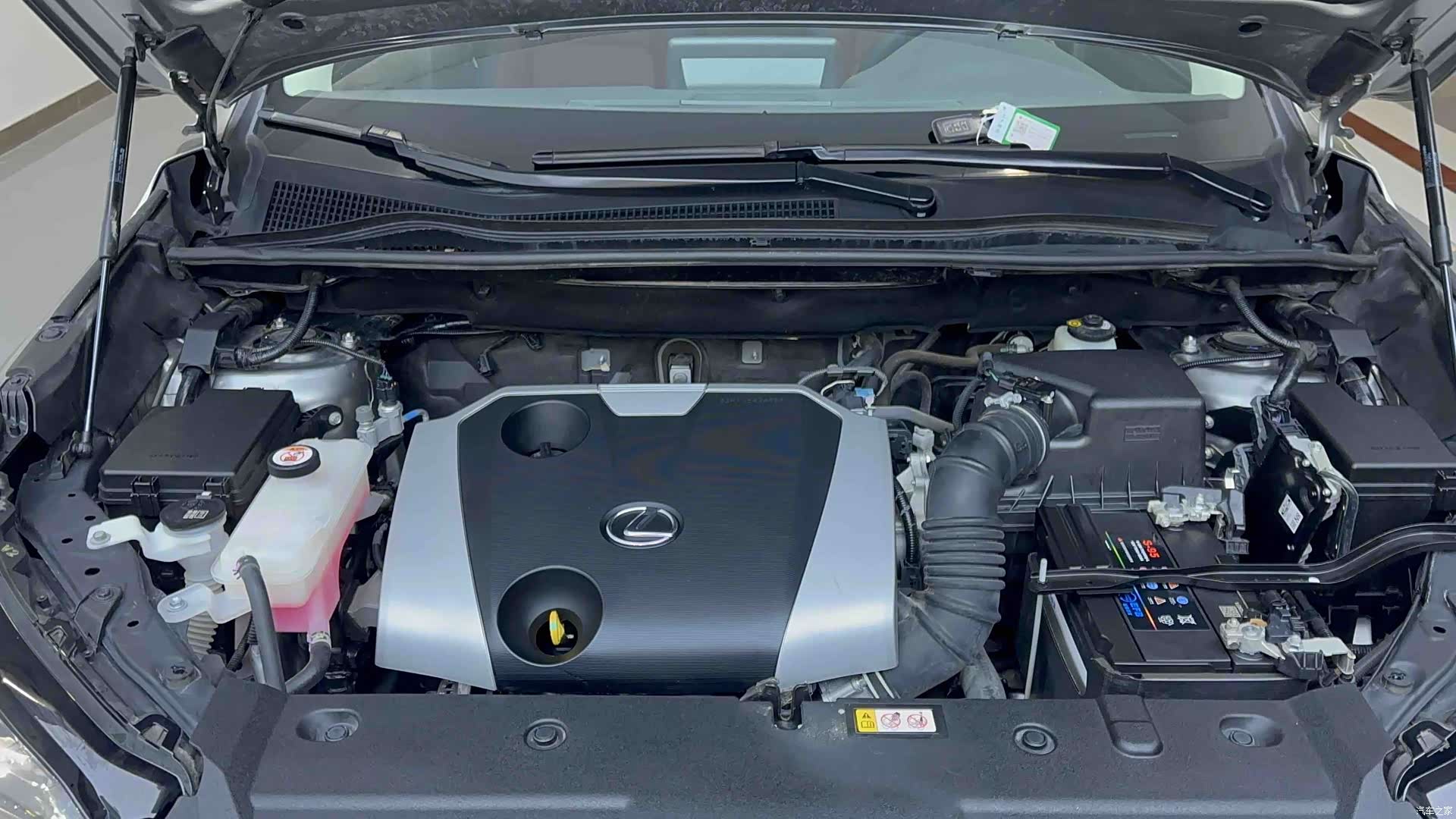 Lexus NX, 2021 24
