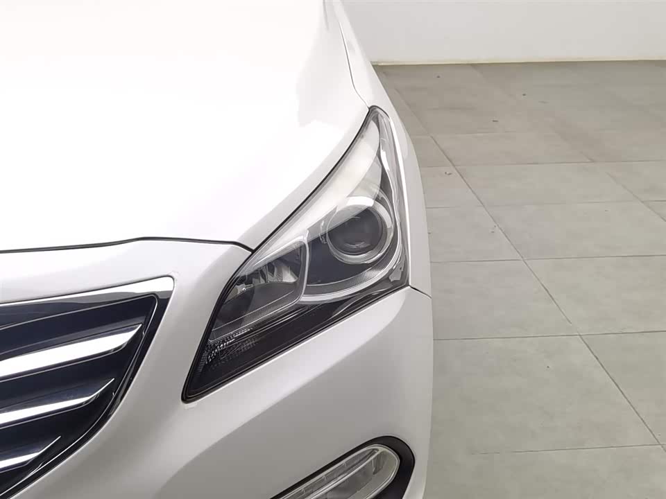 Hyundai Name picture