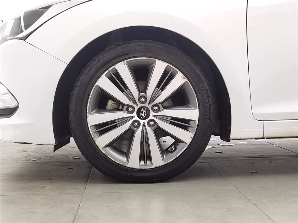 Hyundai Name picture