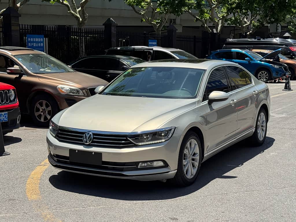 Volkswagen Magotan