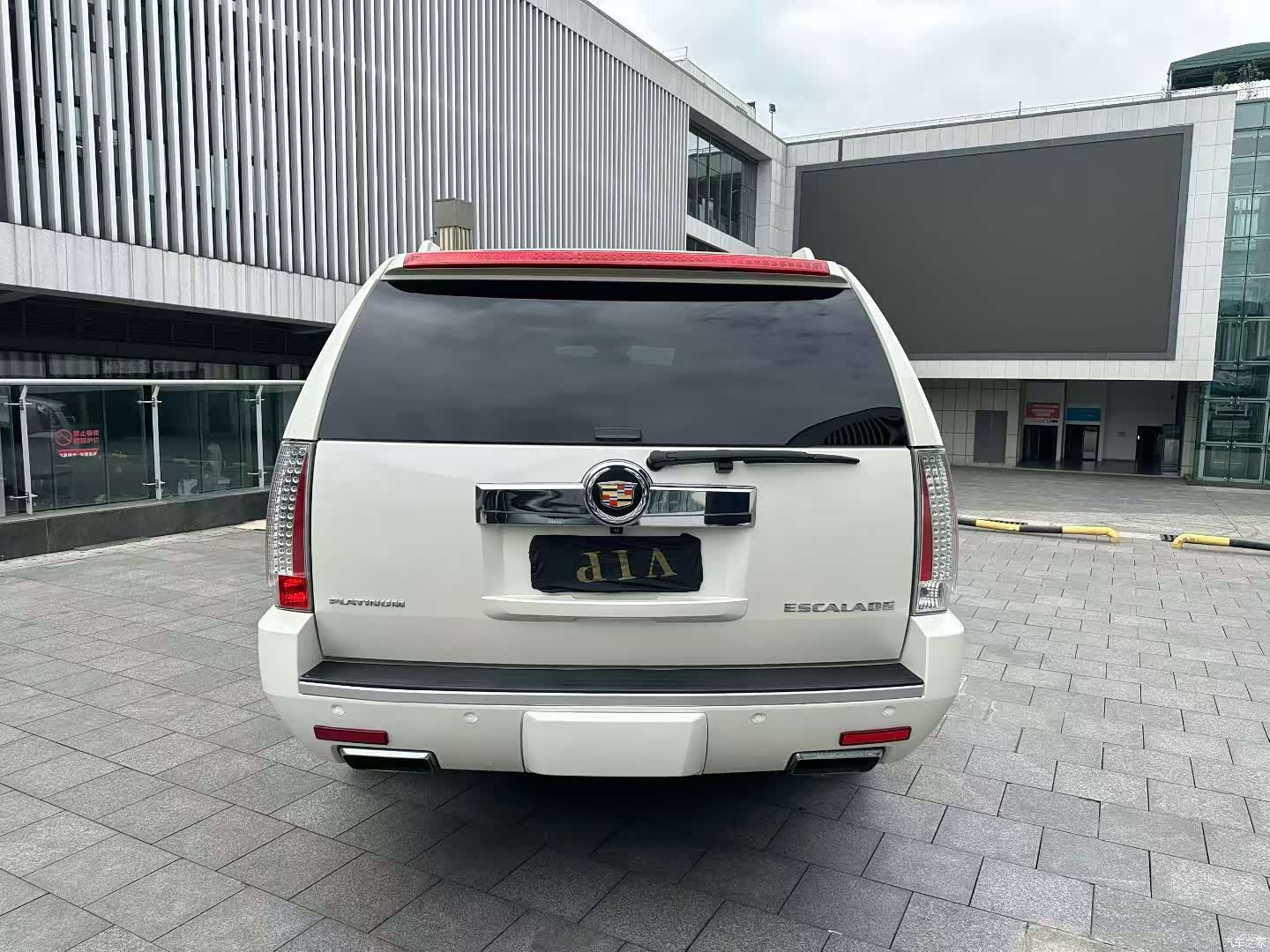 Cadillac Escalade, 2019 8