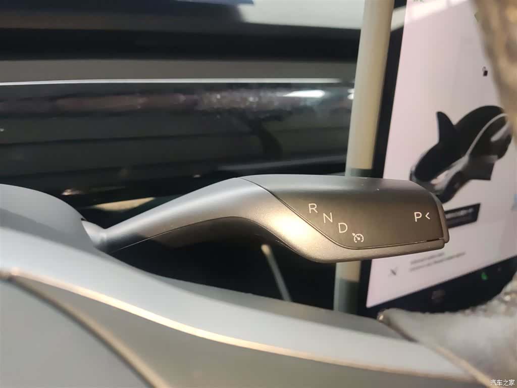 Tesla Model 3, 2020 14