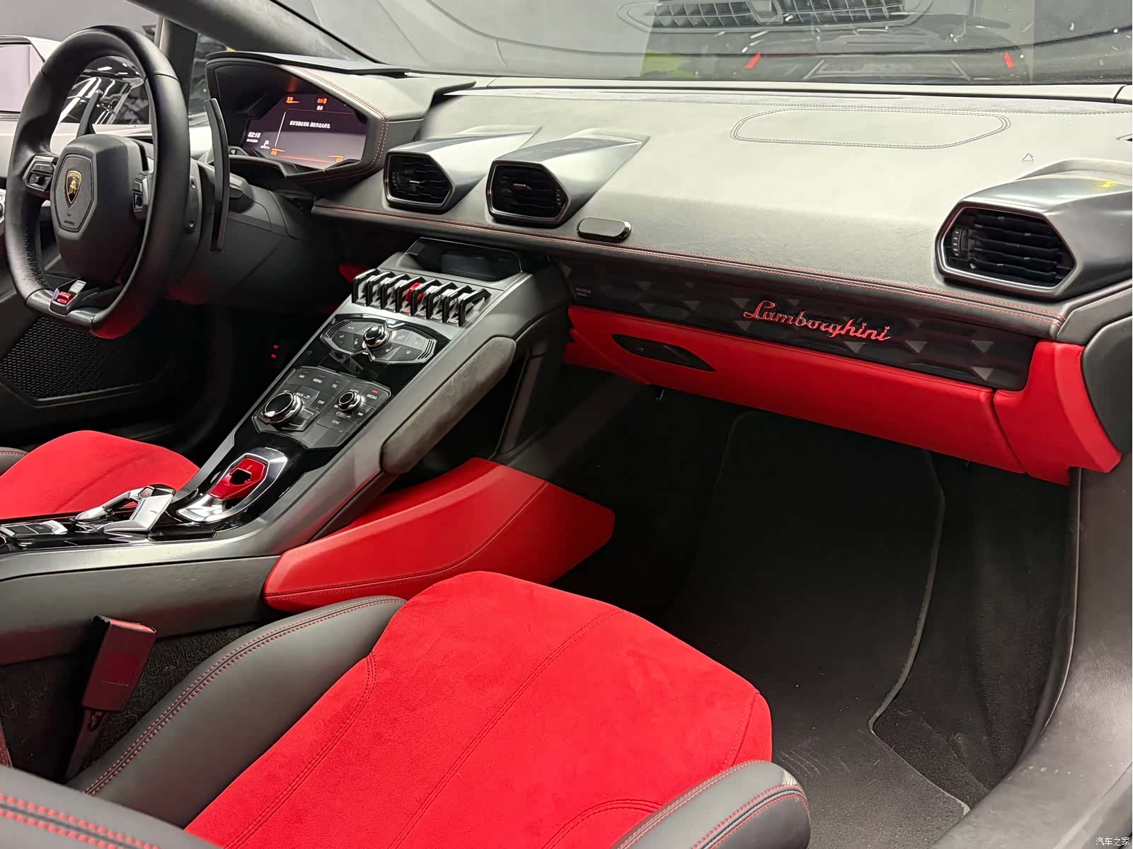 Lamborghini Huracán, 2016 11