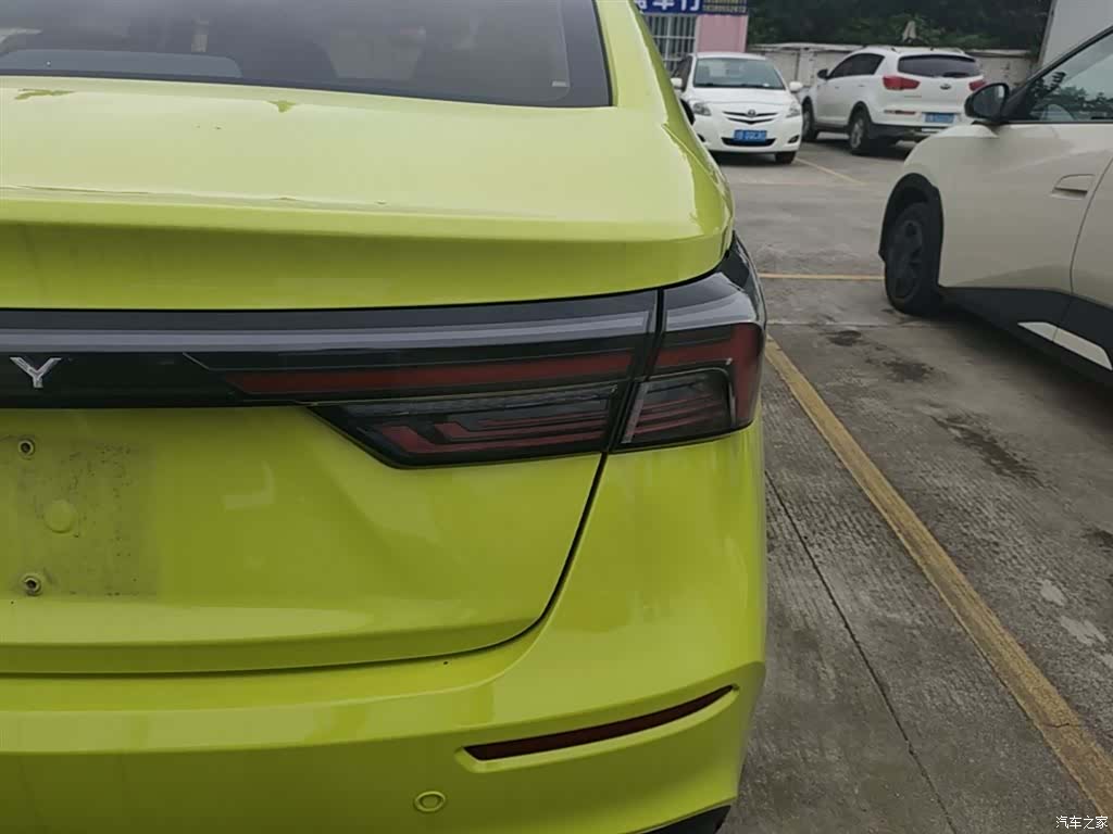 Chery 5, 2022 8
