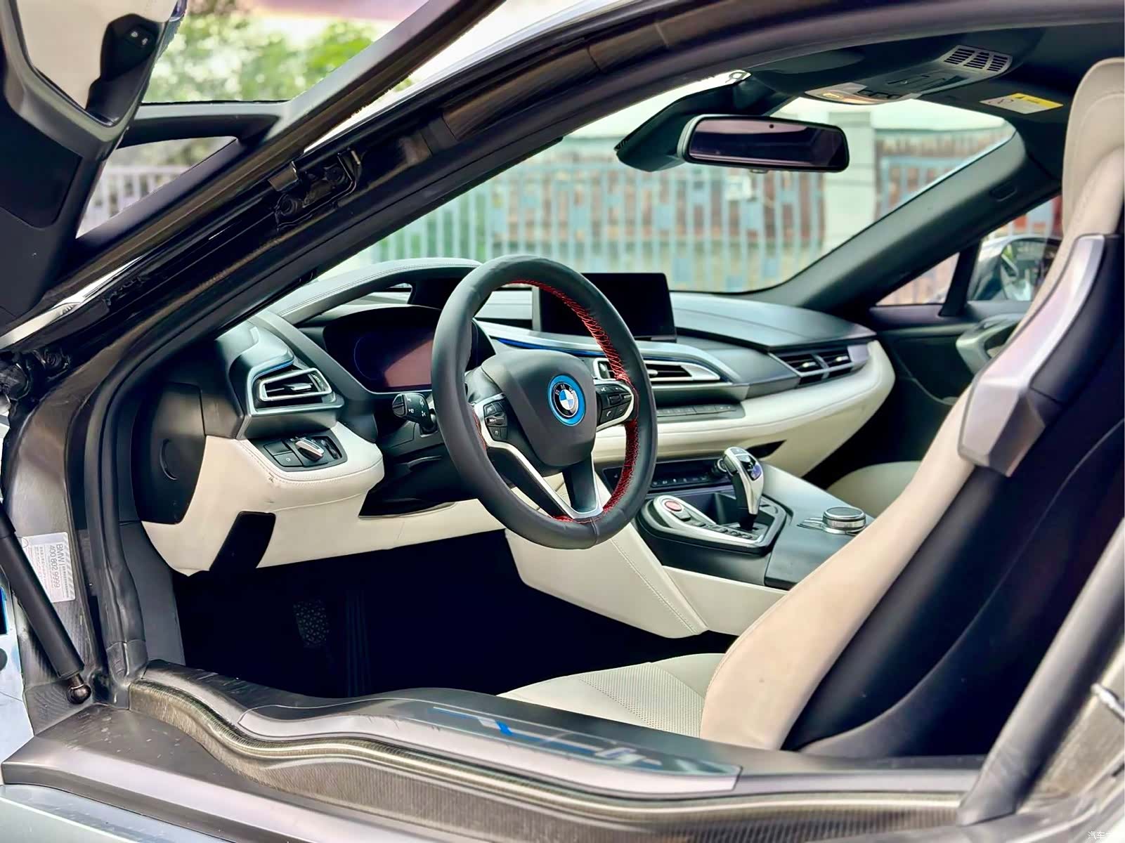 BMW i8, 2015 8
