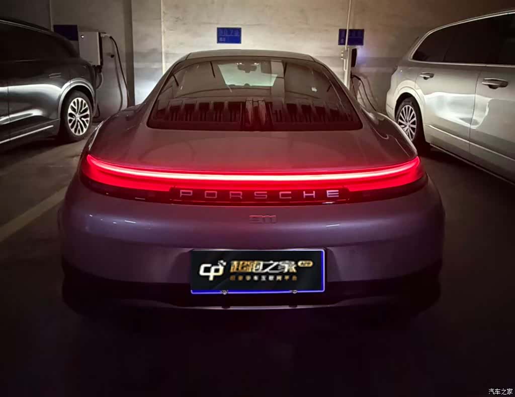 Porsche 911, 2025 12