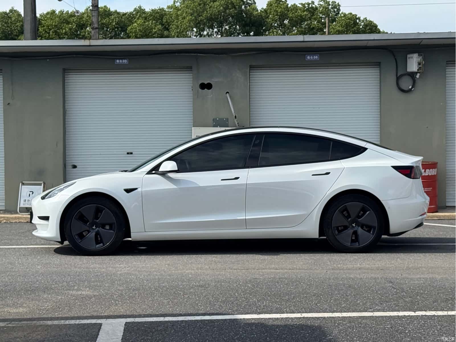 Tesla Model 3, 2023 3