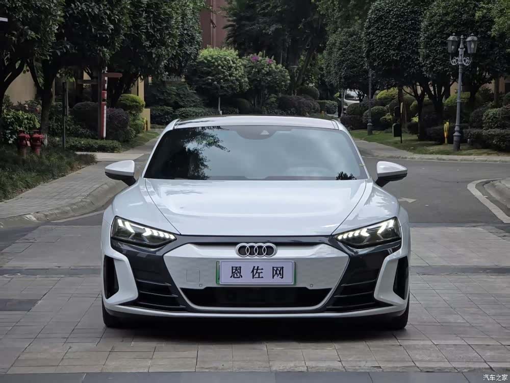 Audi e-tron, 2024 2