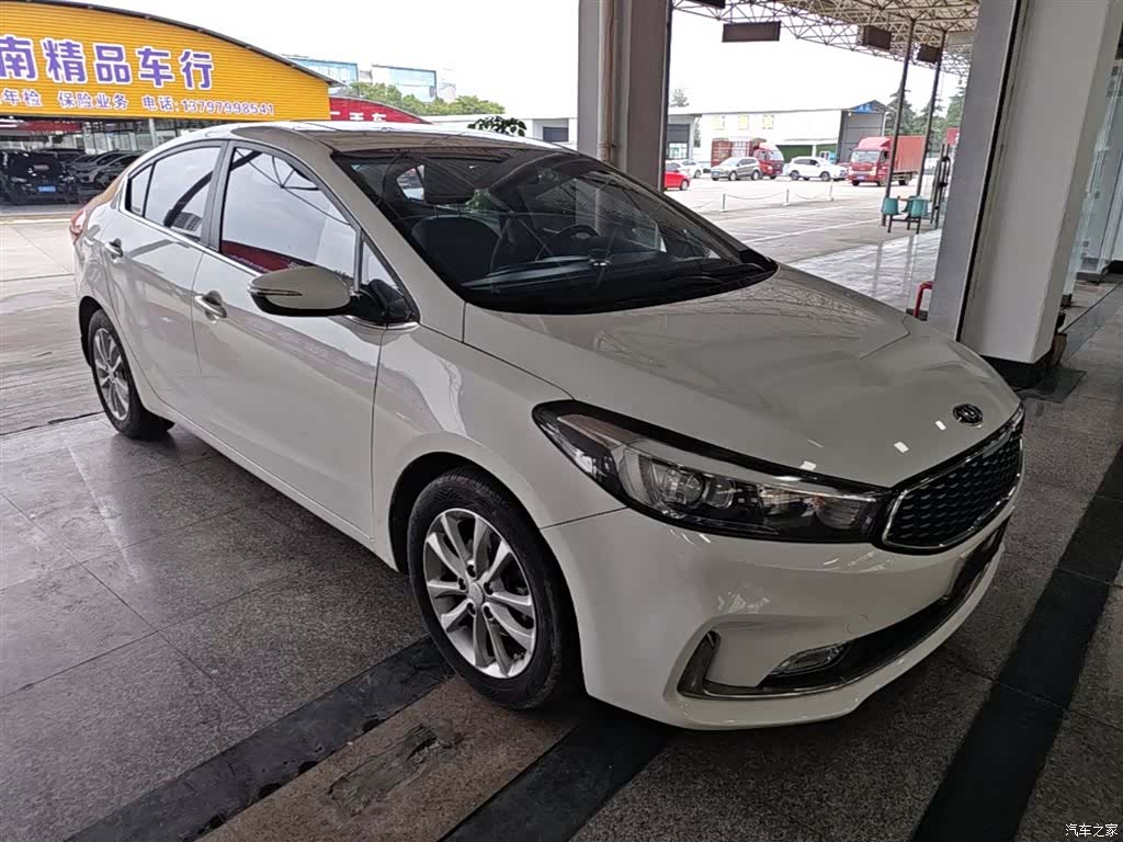 Kia K3, 2017 4