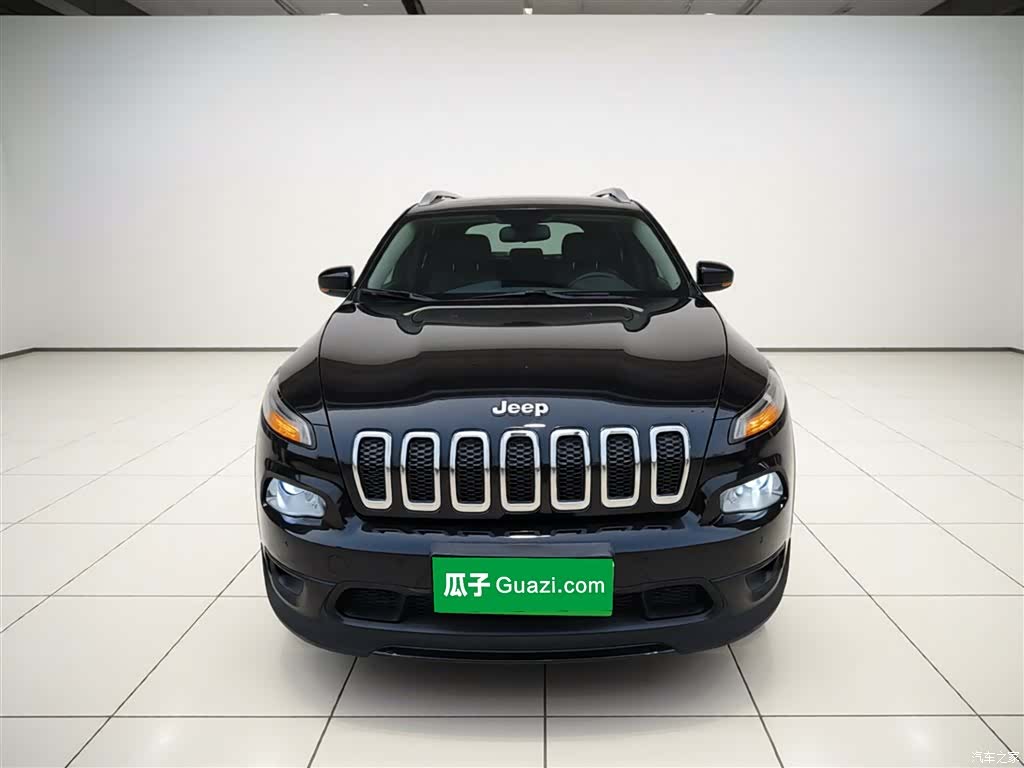 Jeep Cherokee, 2017 3