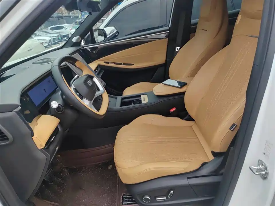 Geely Galaxy Galaxy L7