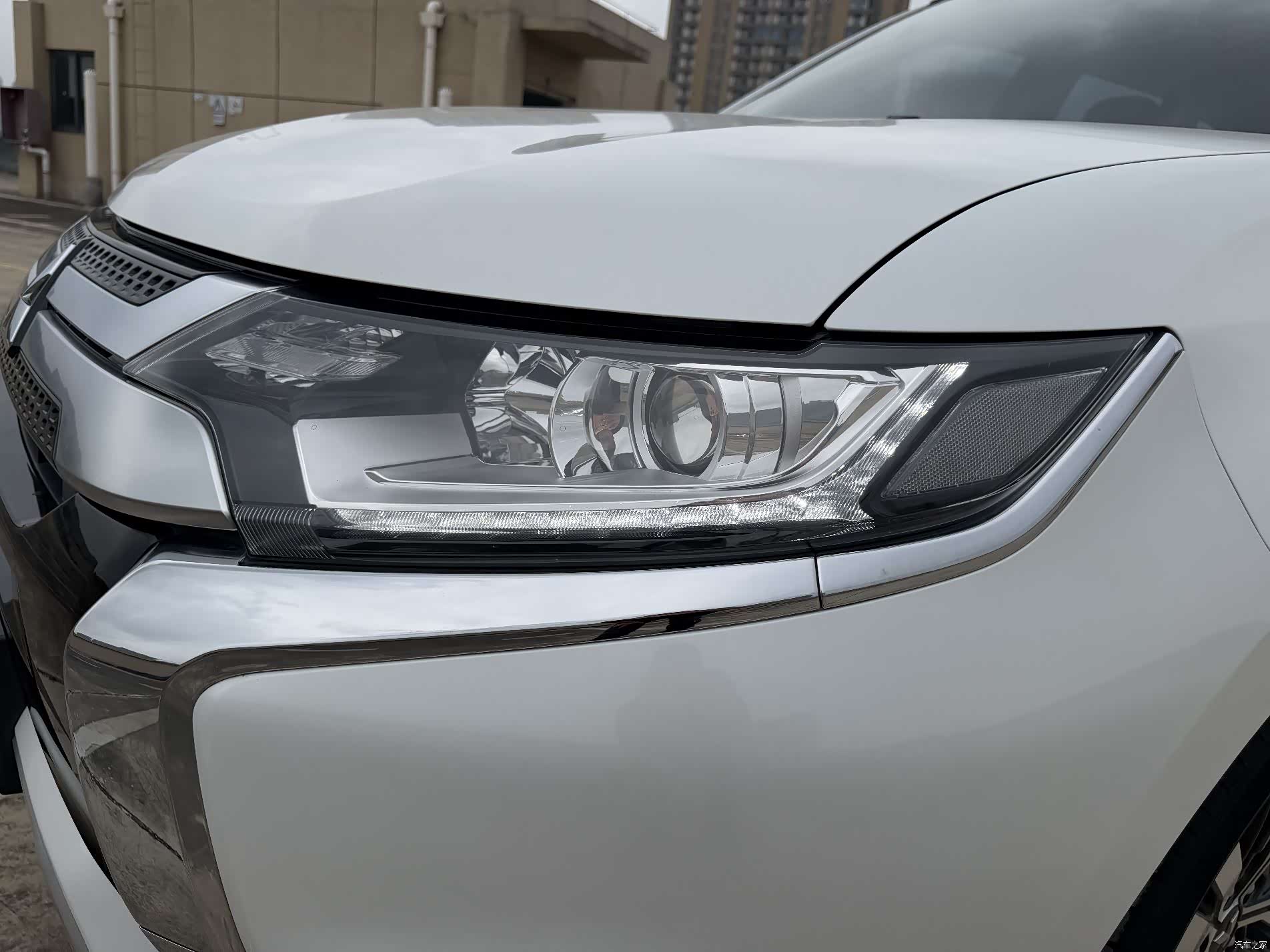 Mitsubishi Outlander, 2022 13