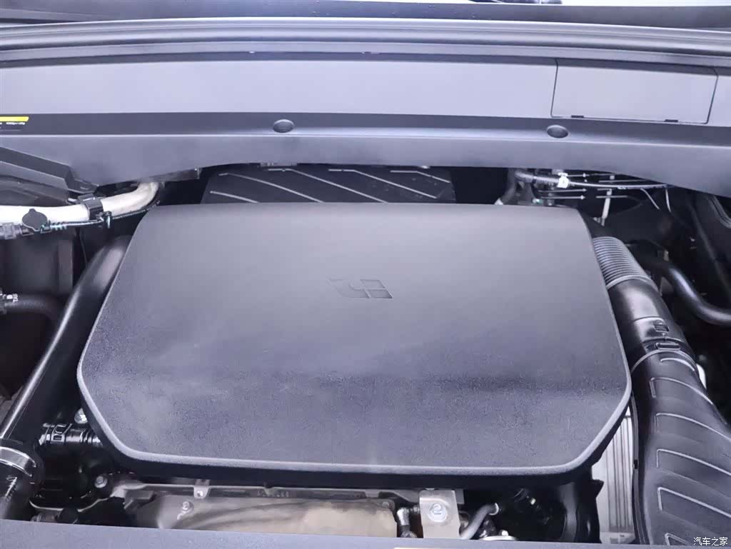 Li Auto L8, 2024 26