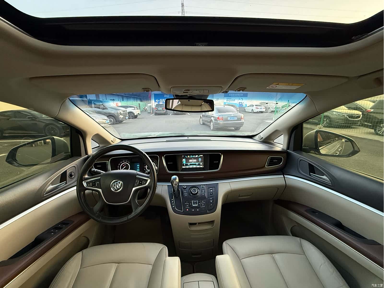 Buick GL8, 2019 4
