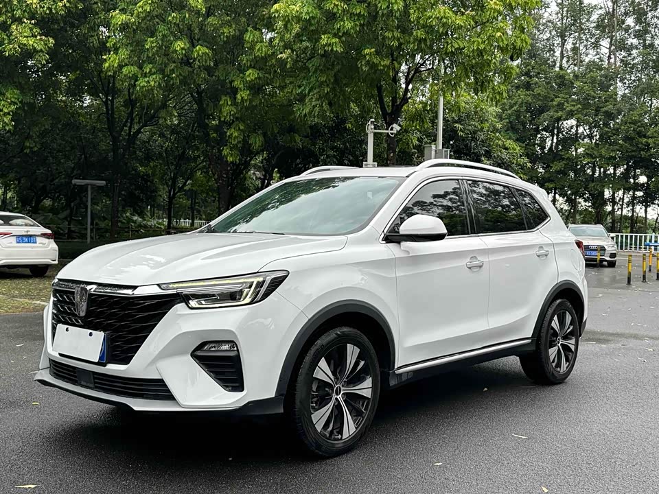 Roewe RX5