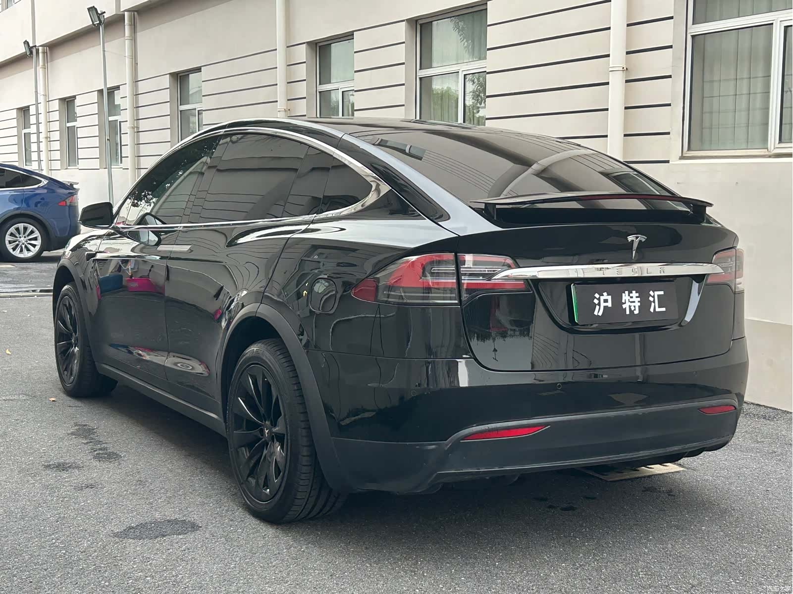 Tesla Model X, 2019 4