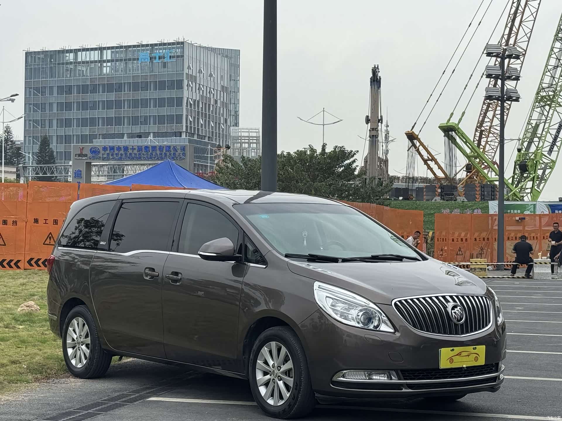 Buick GL8, 2015 4