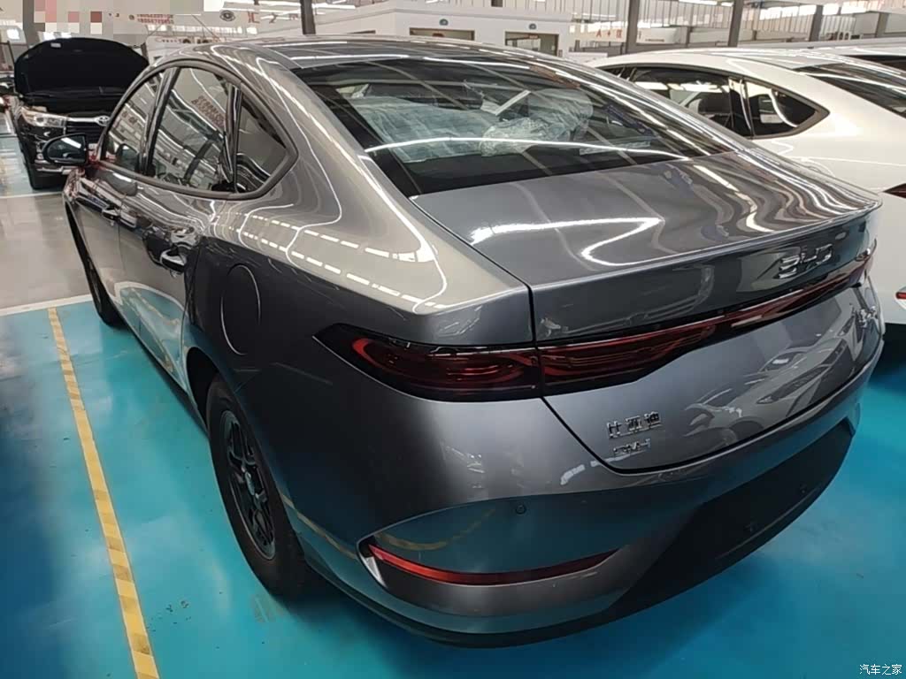 BYD Qin, 2026 все фото
