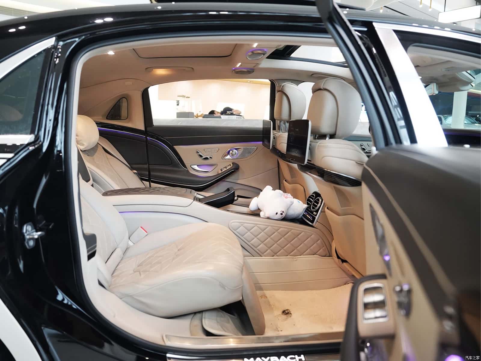 Maybach S-Class, 2018 15