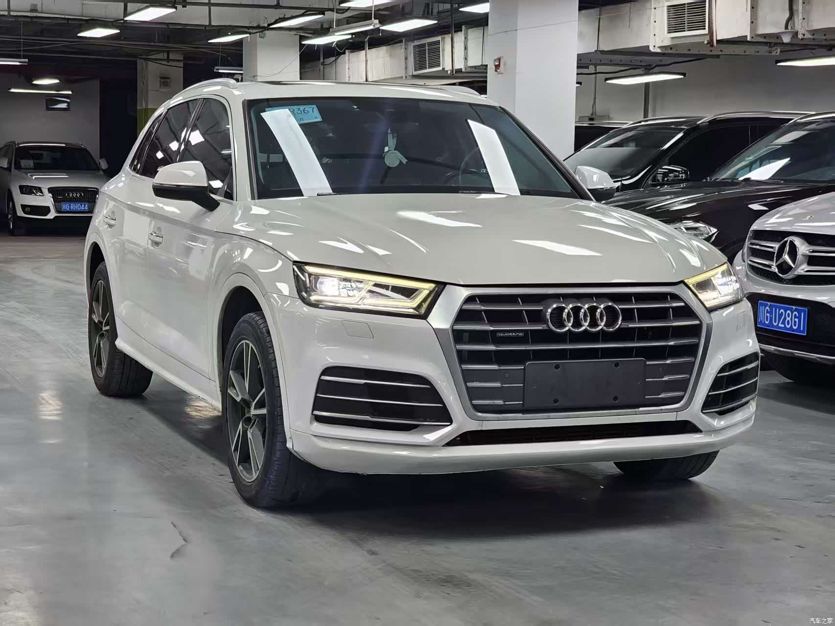 Audi Q5L, 2019 3