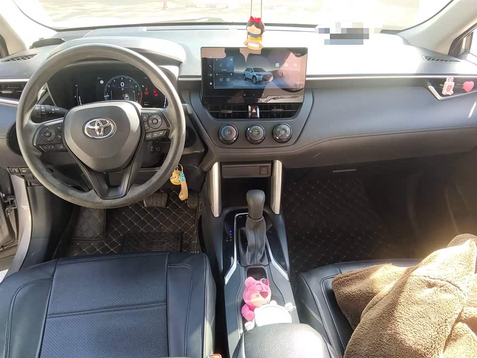 Toyota Corolla Sharp amplifier