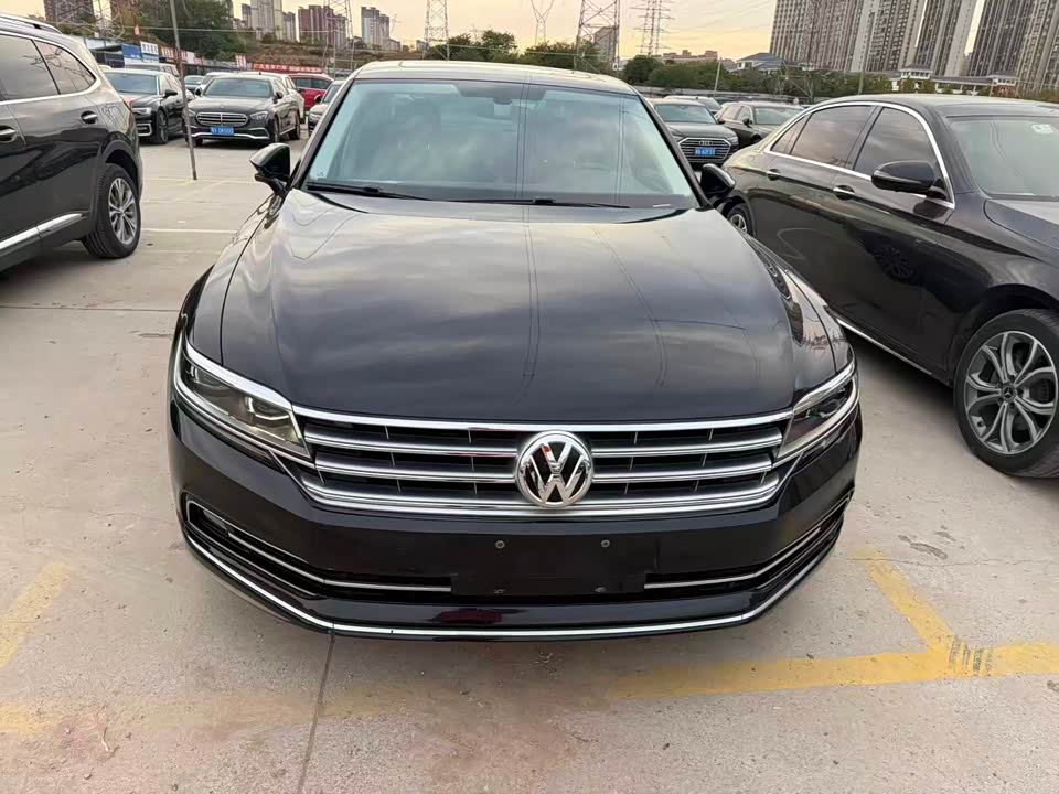 Volkswagen Huiang
