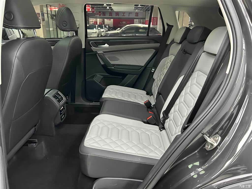 Volkswagen Tayron, 2023 14
