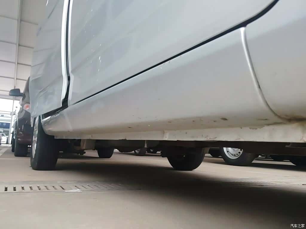 Wuling V, 2017 21