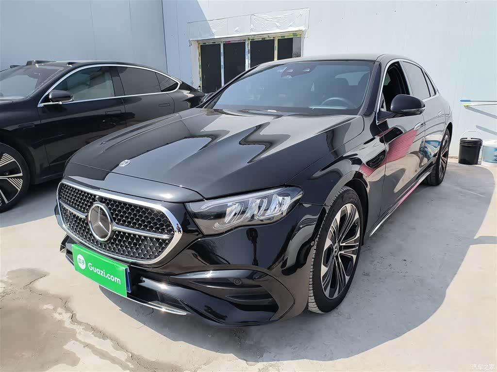 Mercedes-Benz E-Class, 2024 2
