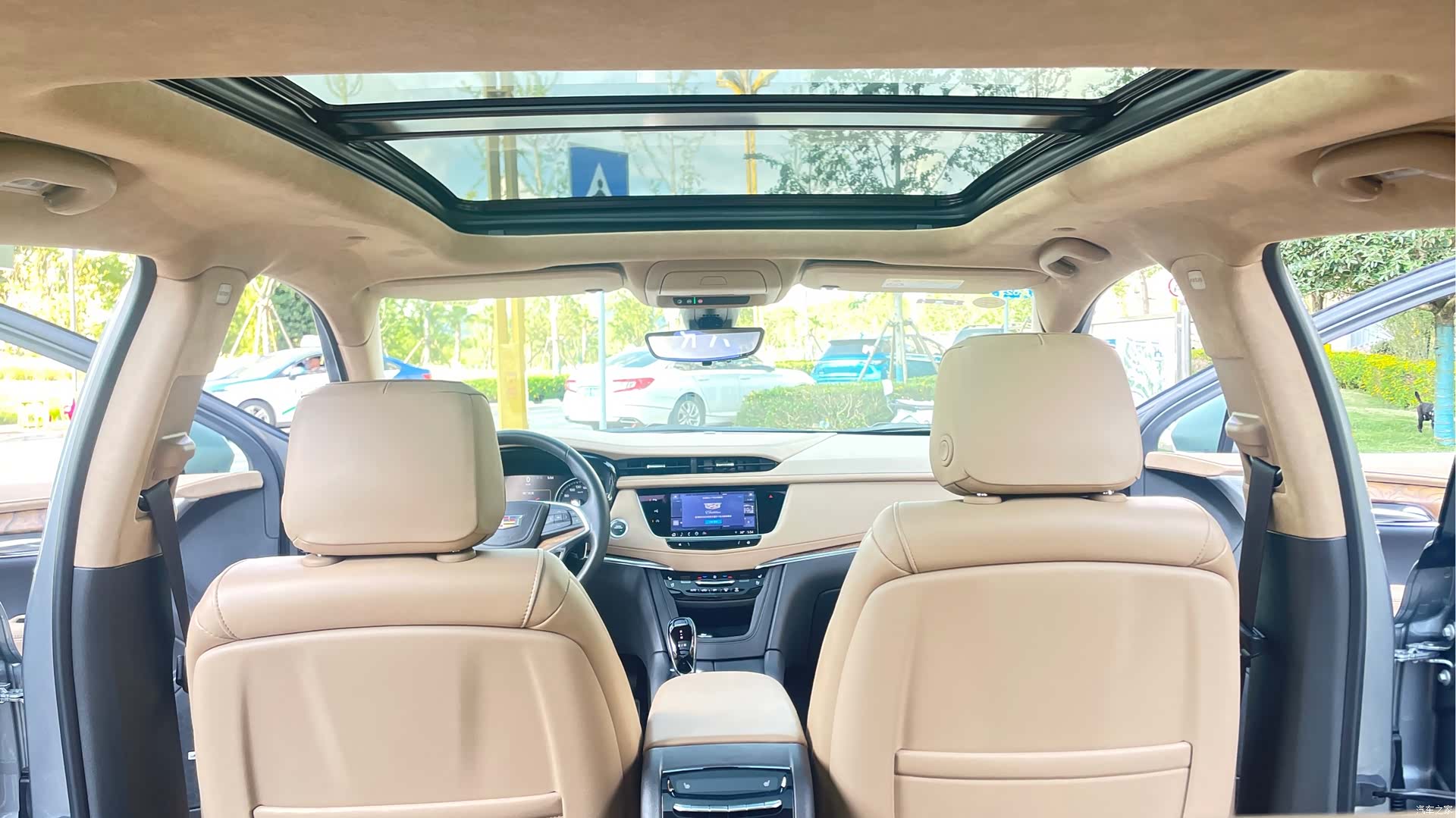 Cadillac XT5, 2025 13