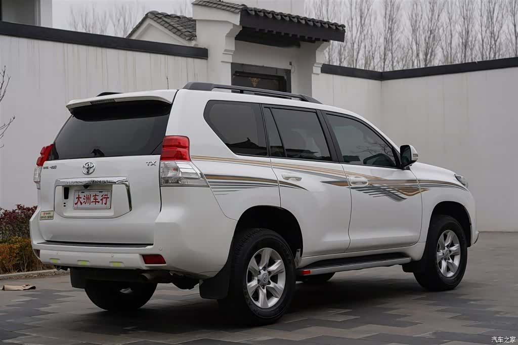 Toyota Prado, 2013 все фото