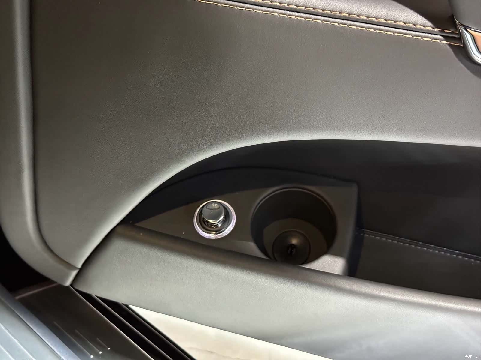 Bentley Flying Spur, 2019 17