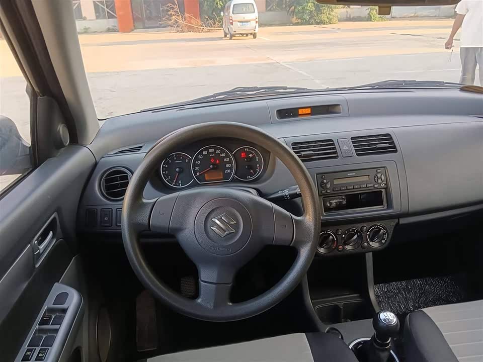 Suzuki Swift Suzuki Swift