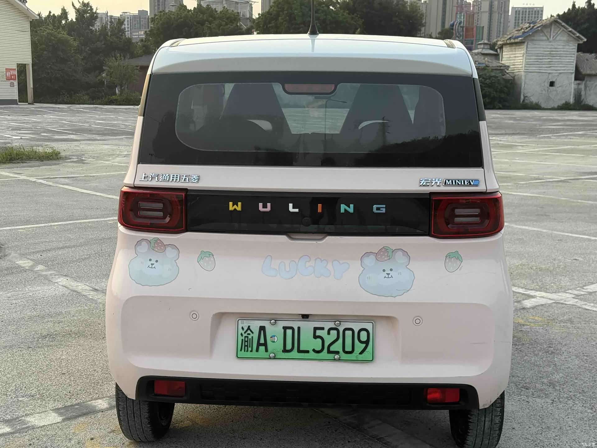Wuling MINIEV, 2022 все фото