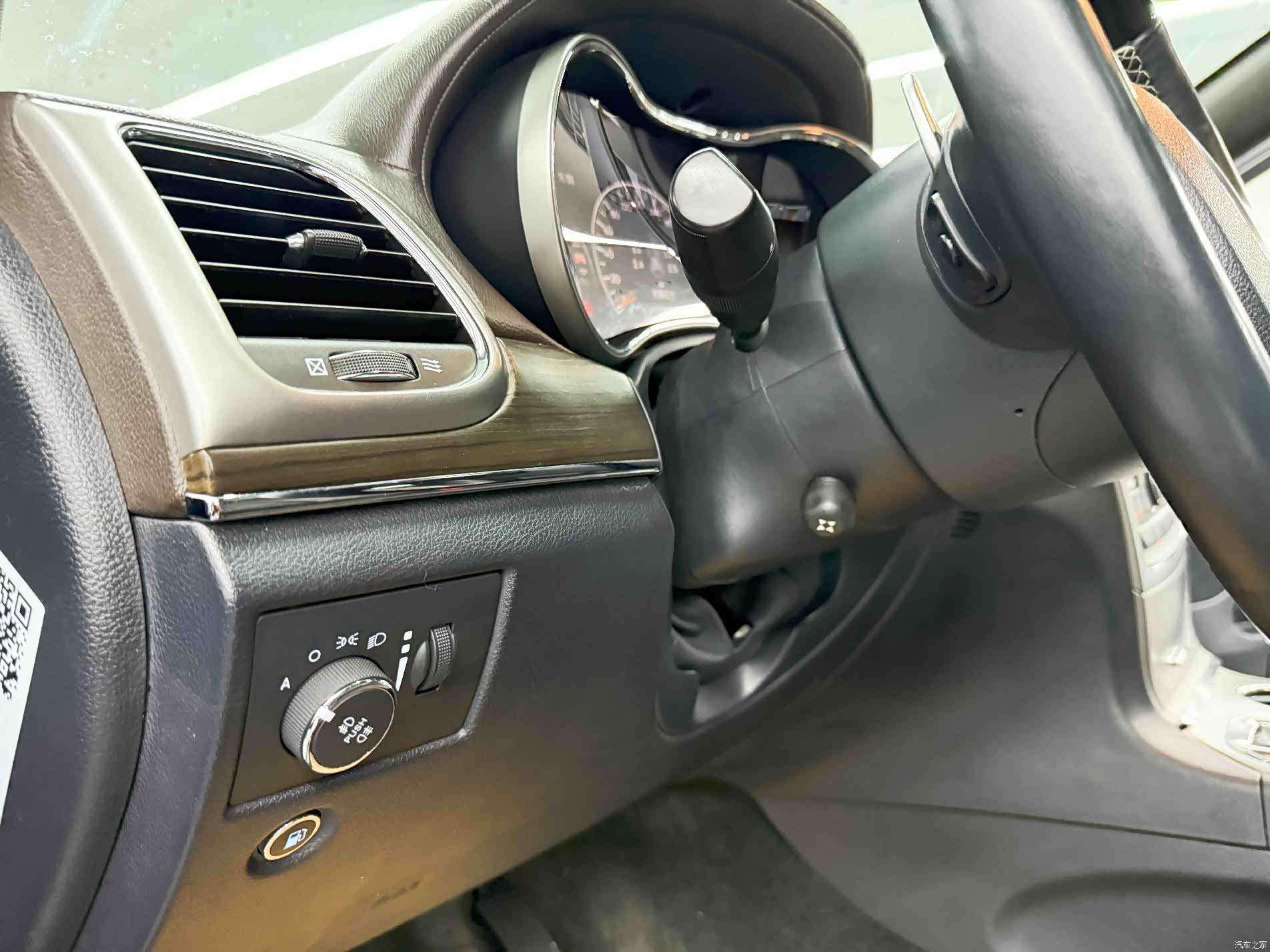 Jeep Grand Cherokee, 2018 11