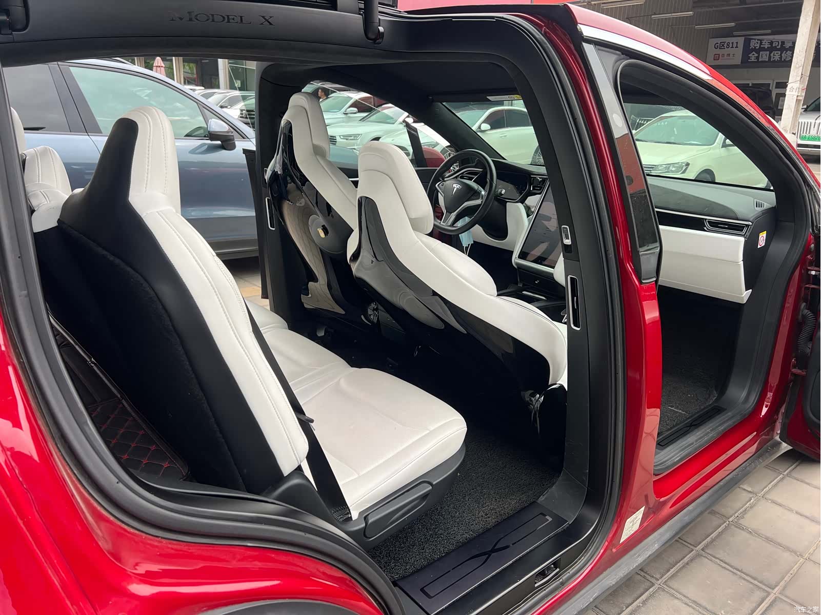 Tesla Model X, 2017 21