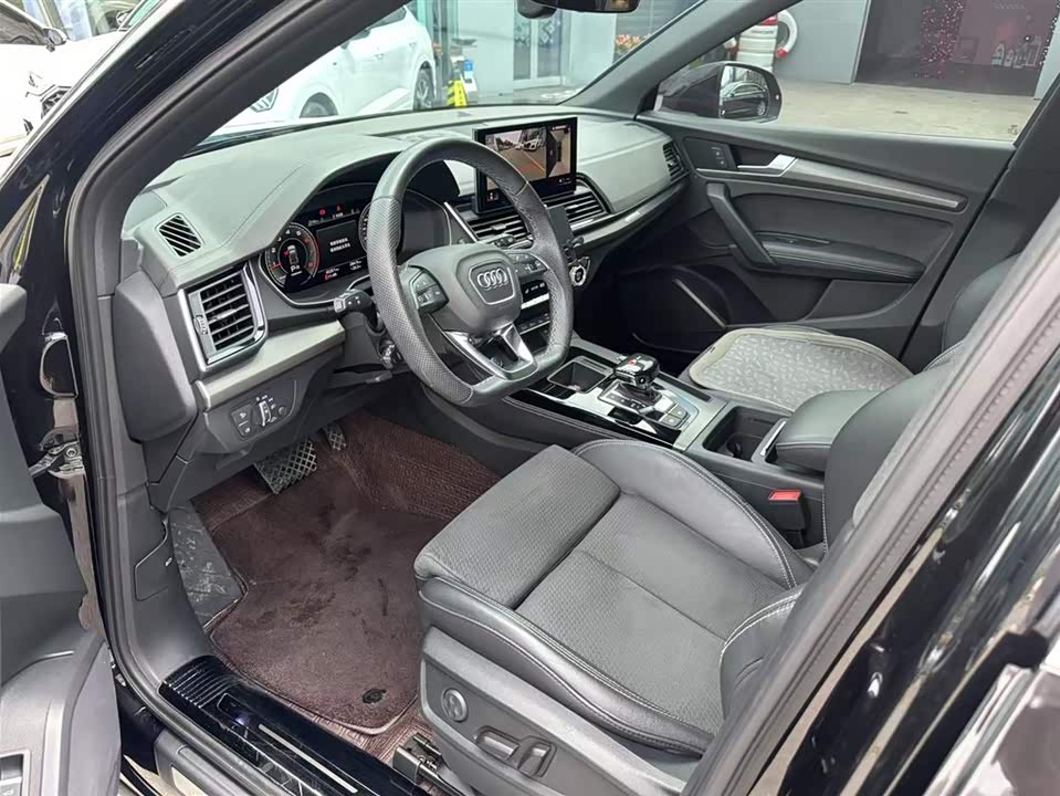 Audi Q5L Sportback Audi Q5L Sportback