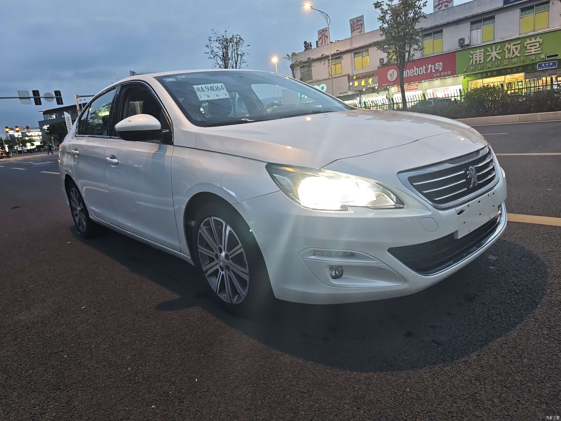 Peugeot 408, 2018 3