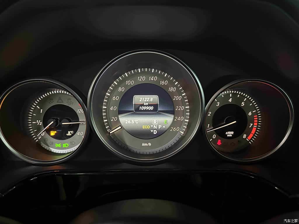 Mercedes-Benz E-Class, 2014 34