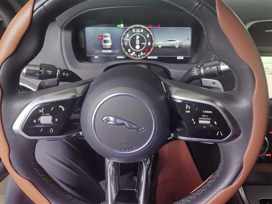 Jaguar XEL Jaguar XEL