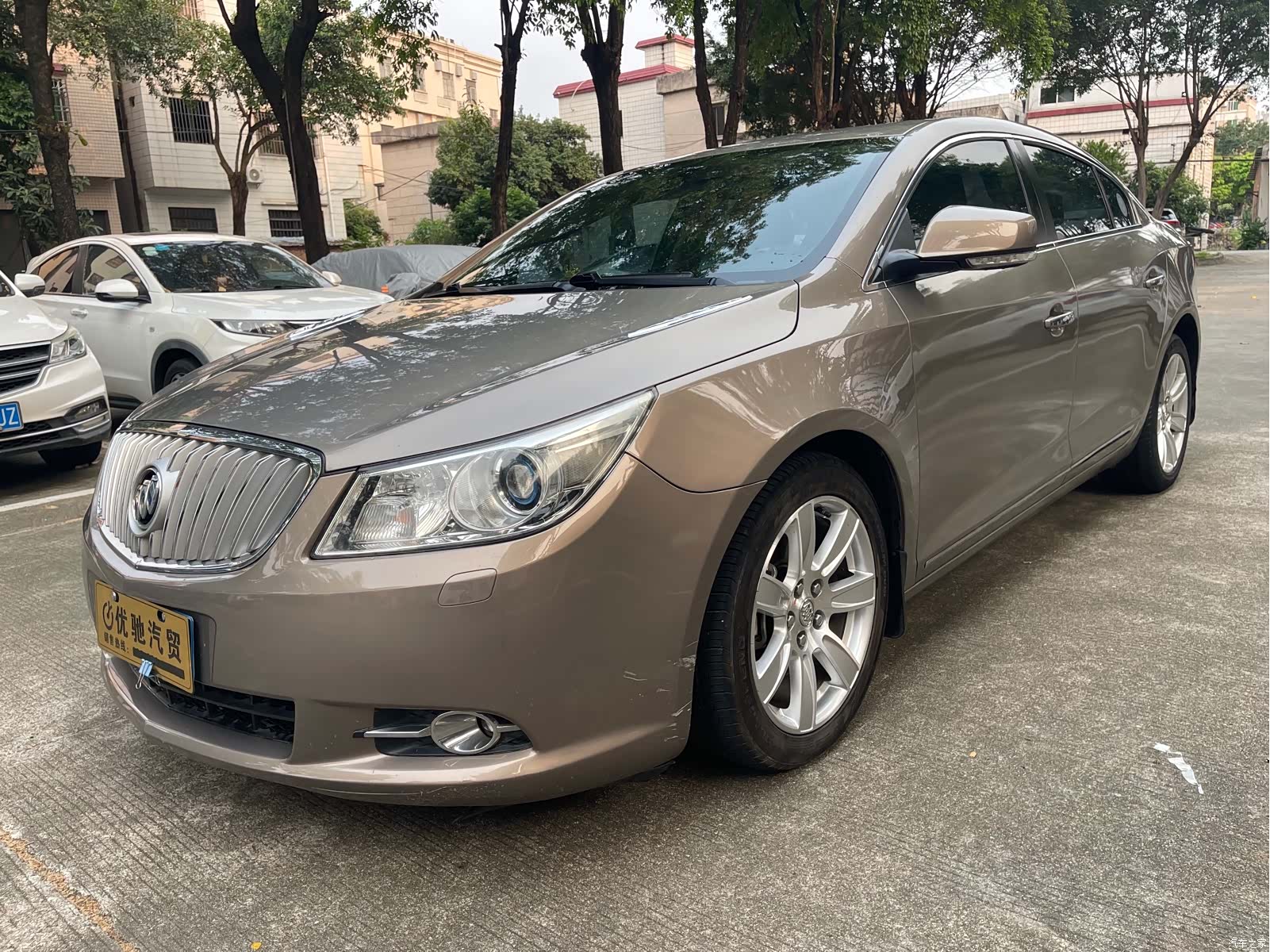 Buick LaCrosse, 2013 1