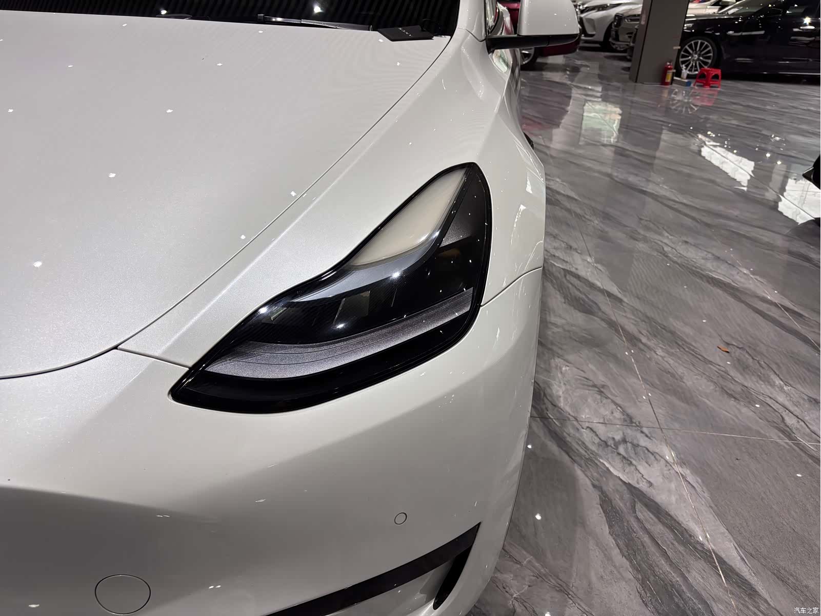 Tesla Model Y, 2023 22