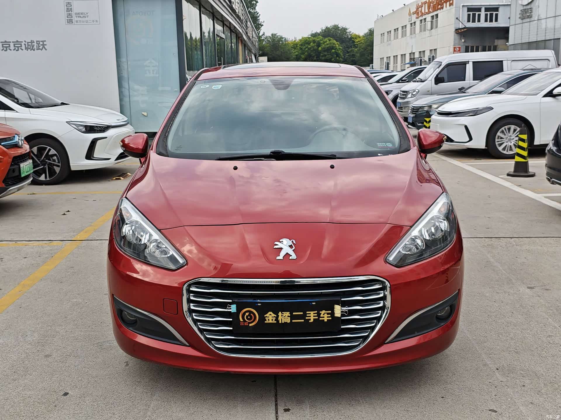 Peugeot 308, 2016 все фото