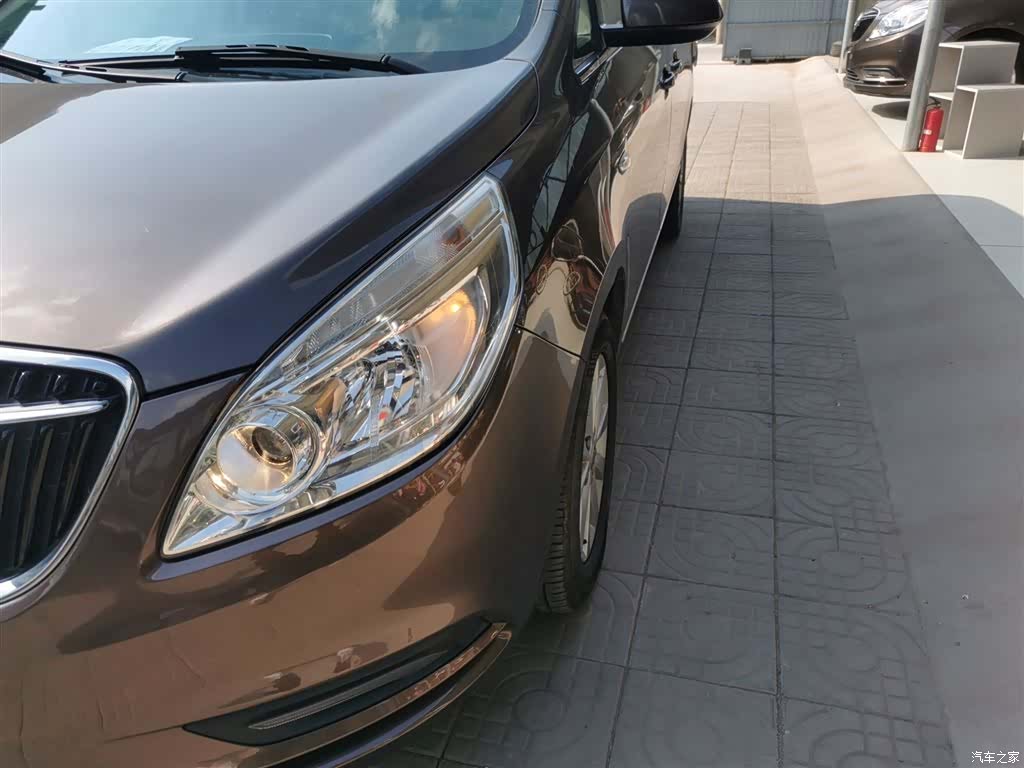 Buick GL8, 2017 24
