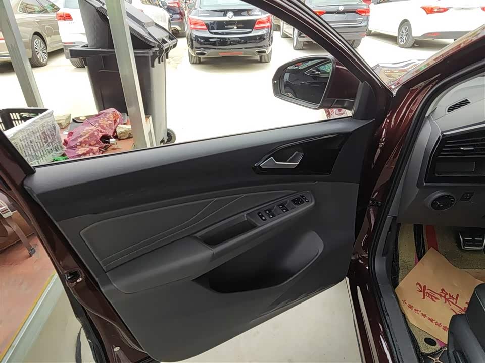 Jetta VS7