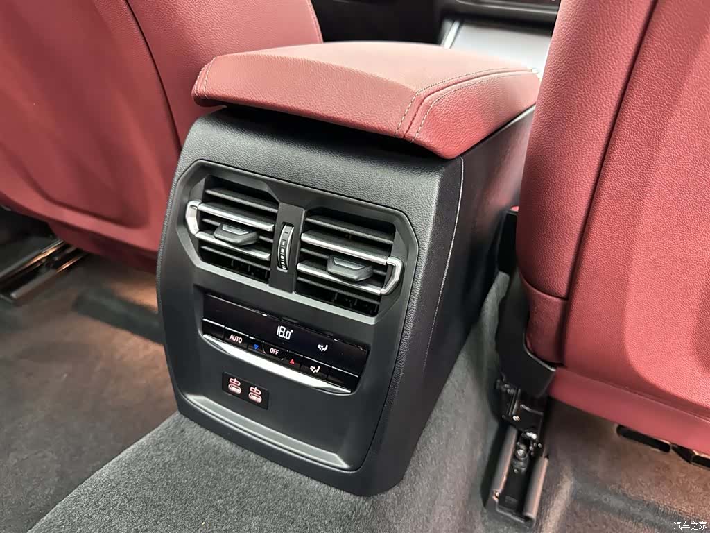 BMW 3 Series, 2024 24