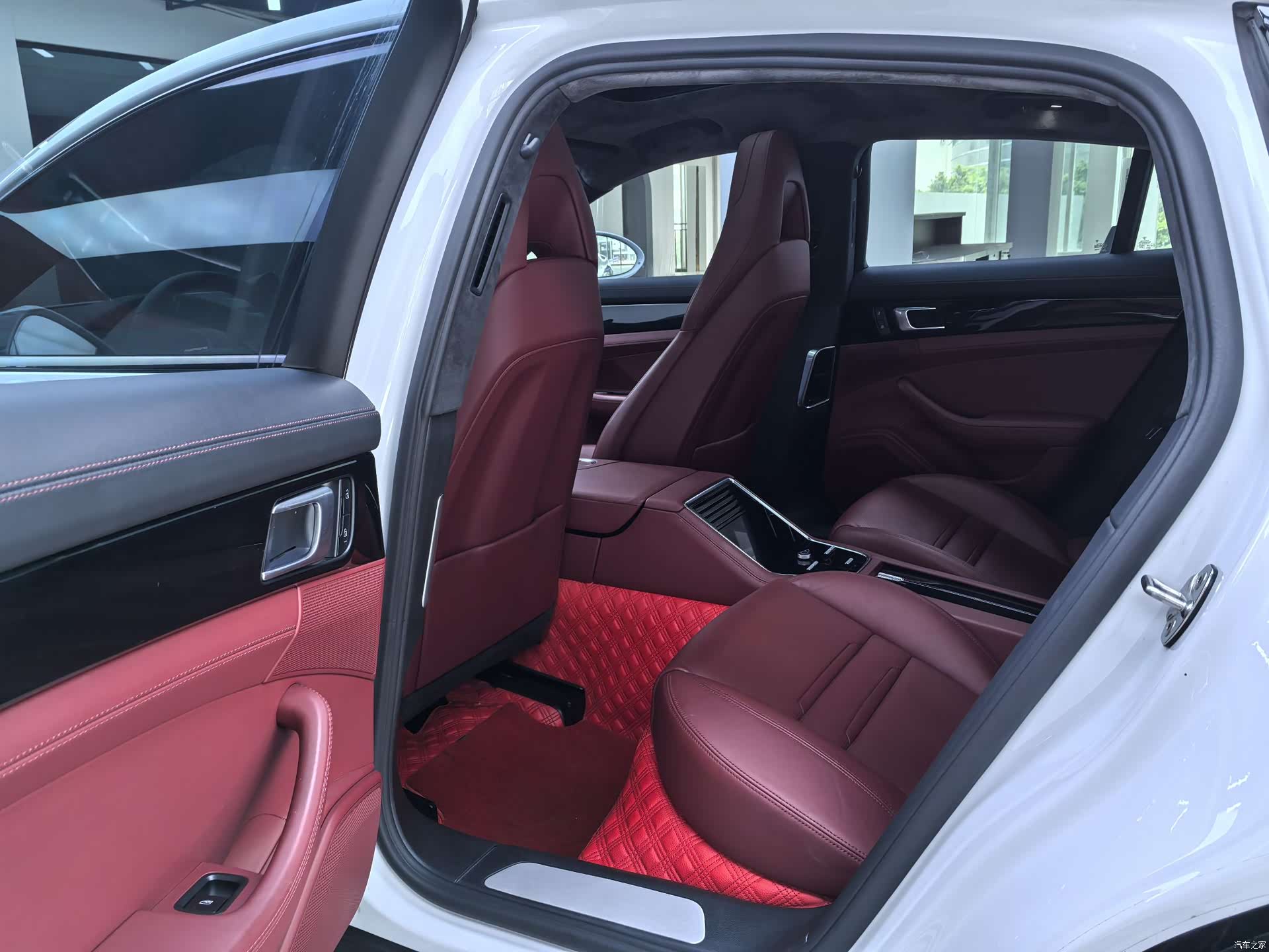 Porsche Panamera, 2022 8