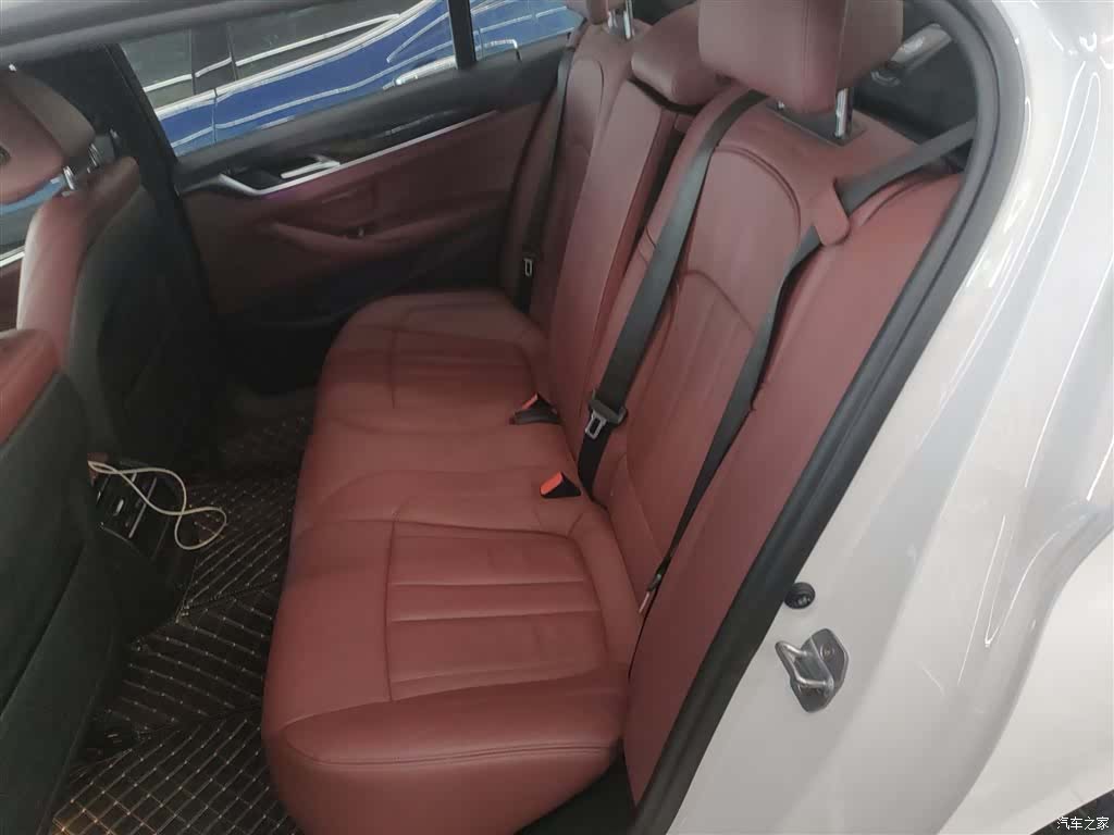 BMW 5 Series, 2018 17